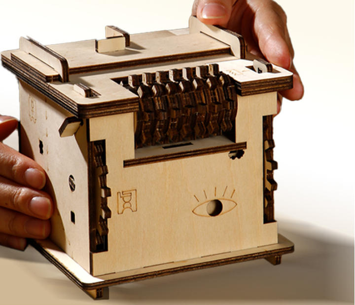 Cluebox Schrödingers Katze – Escape Room im Mini-Format: 3D-Holzpuzzle & Rätselbox als kniffliges Geduldsspiel, originelles Geldgeschenk und IQ-Herausforderung für Erwachsene – perfekt als Geburtstagsgeschenk oder Geschenkidee für Rätsel- und Knobelfans